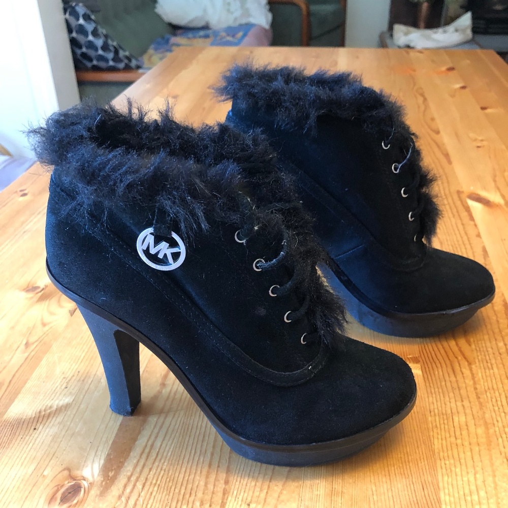 Michael kors suede fur-trimmed booties